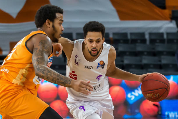 反观斯特林 反观斯特林